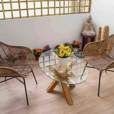 Chic Avec Terrasse, Lumineux Et Calme 2 Lejlighed *