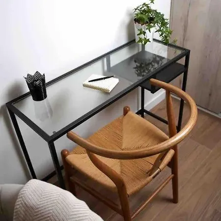 Chic Avec Terrasse, Lumineux Et Calme 2 Apartamento